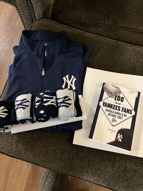 YANKEE LOVERS BUNDLE NWOT Yankee shirt, socks and books